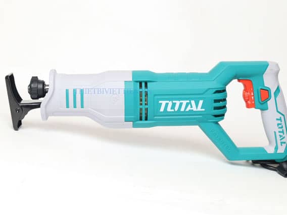 Máy cưa kiếm Total TS100806