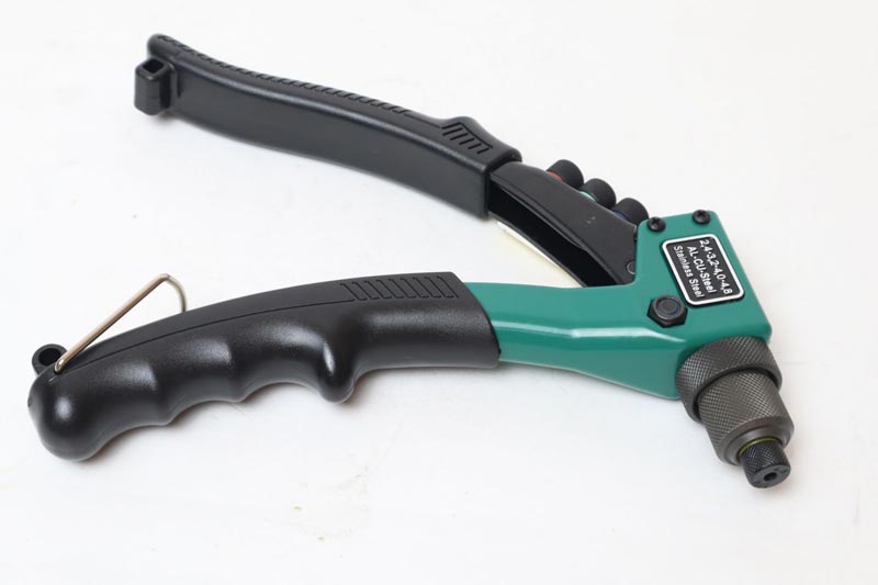 Kềm bấm riveter trợ lực 8in/200mm Sata 90501