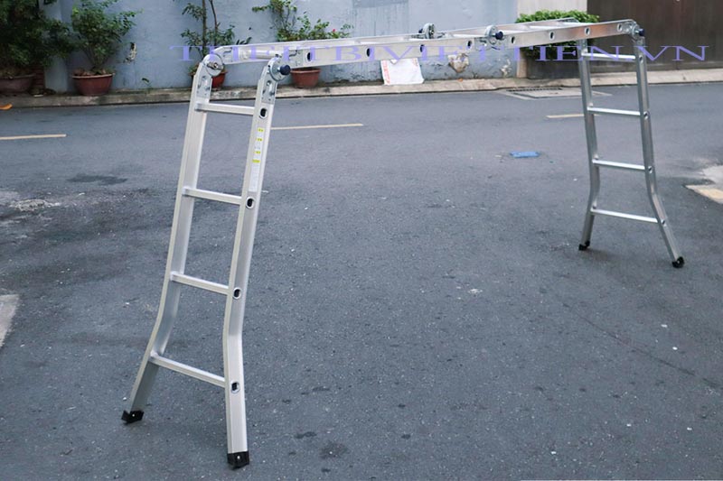 Thang Nhôm Gấp 4 Khúc Hàn Quốc IG MLA-49